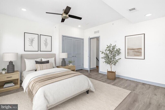 Building Photo - 419 W Berks St