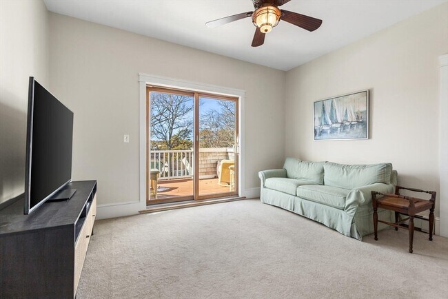 Building Photo - 110 Clamshell Cove Rd