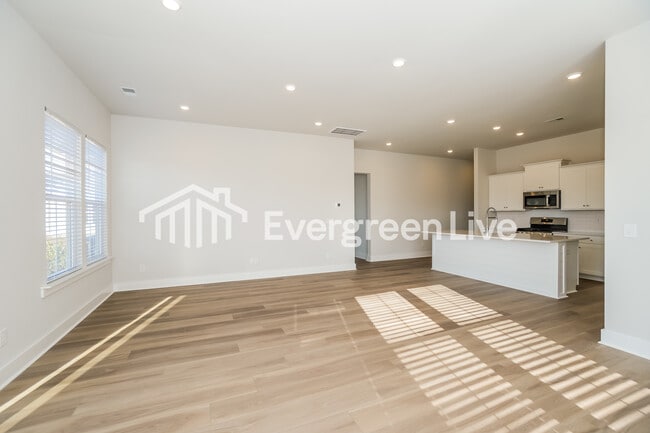 Building Photo - 127 Bloomsbury St