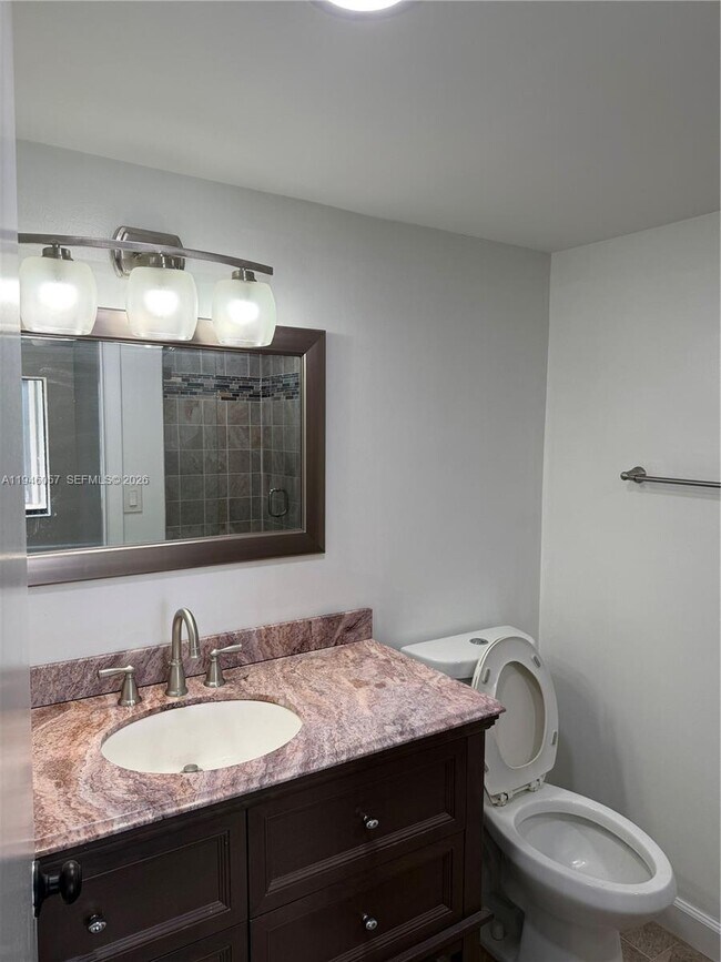 Building Photo - 9920 NW 68th Pl