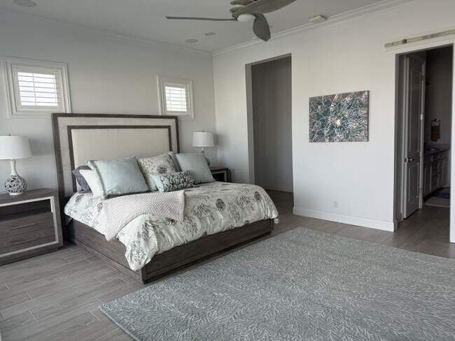 Building Photo - 11715 1st St E