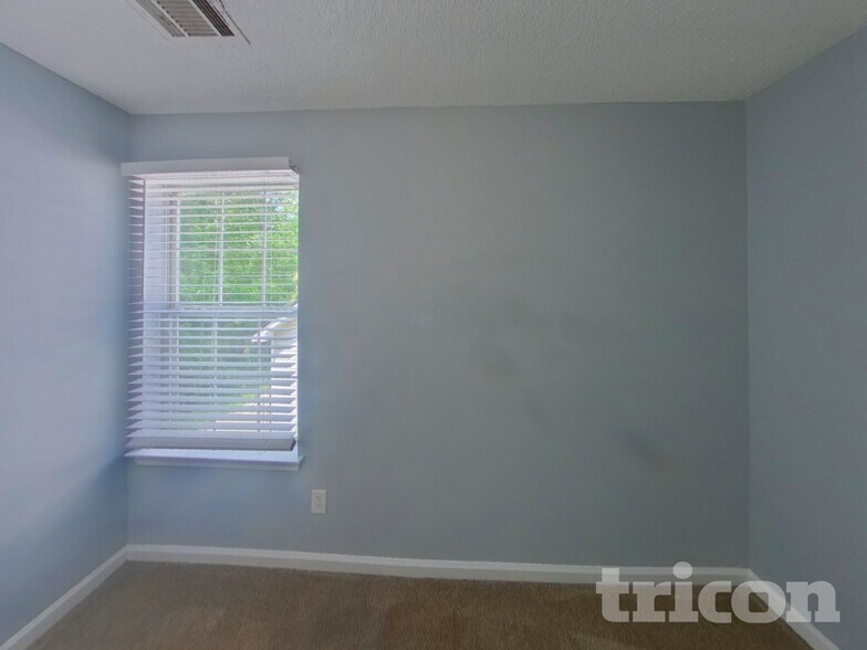 Building Photo - 4551 Derby Loop