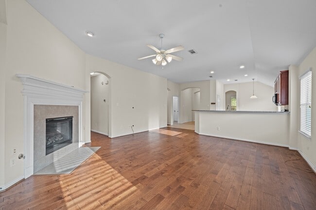 Building Photo - 7703 Stone Arbor Ln