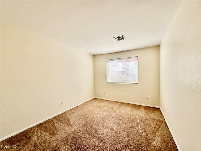 Building Photo - 4912 River Splash Ave