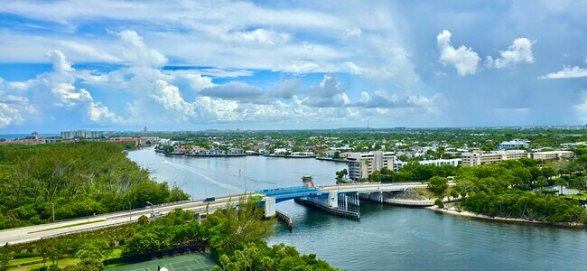 Building Photo - 4101 N Ocean Blvd