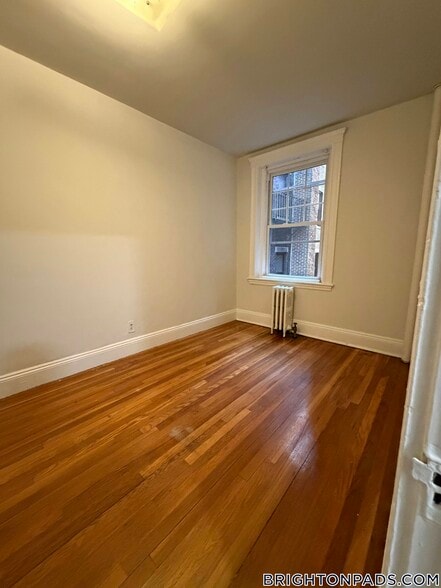 Building Photo - 288 Chestnut Hill Ave