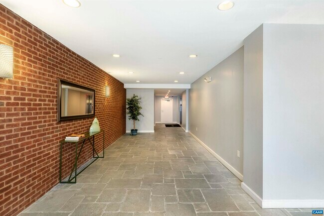Building Photo - 112 South Street East
