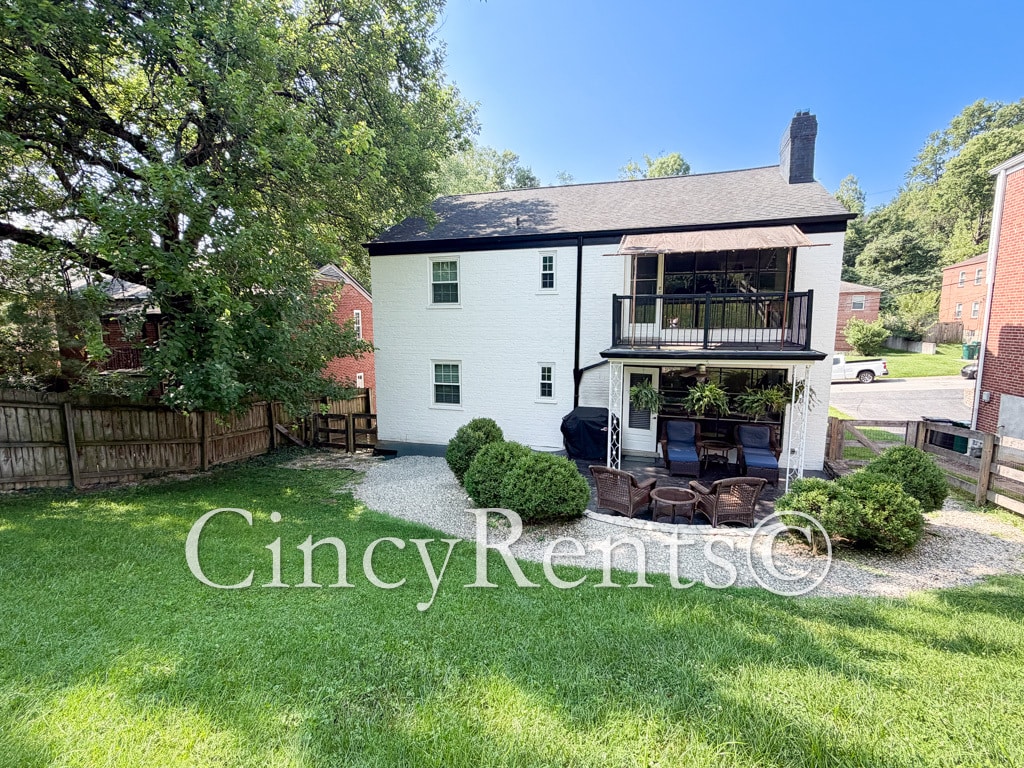 Building Photo - 3024 Kinmont St