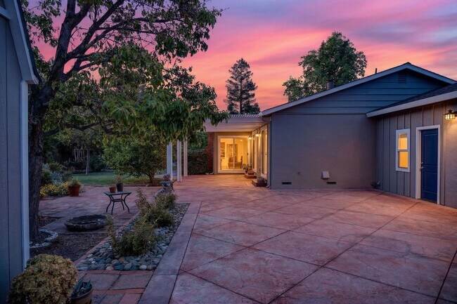 Building Photo - 2,003 Sq Ft Modern 4BR/2BA: Solar, EV Charging & Private Orchard!