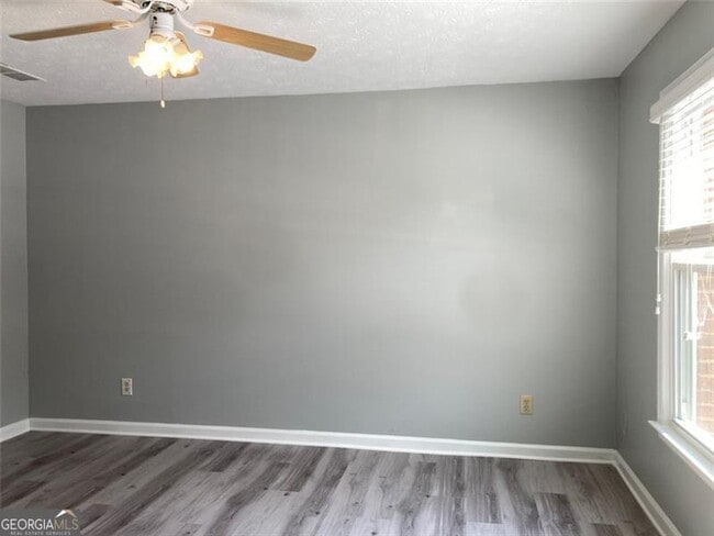 Building Photo - 4141 Paddington Dr