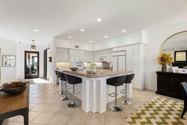 Building Photo - 80080 Riviera