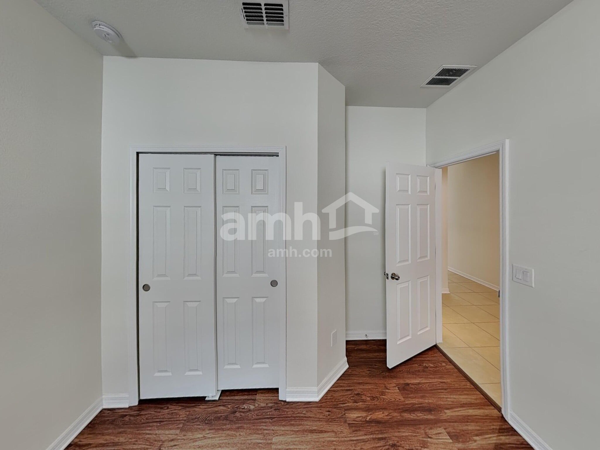 Building Photo - 1838 Castleton Dr