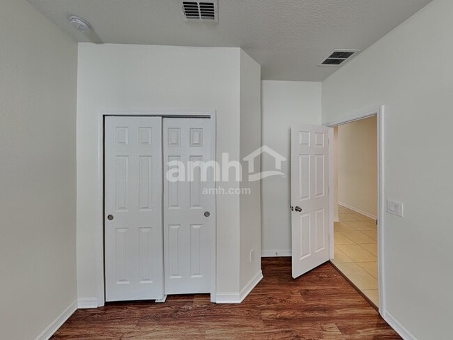 Building Photo - 1838 Castleton Dr