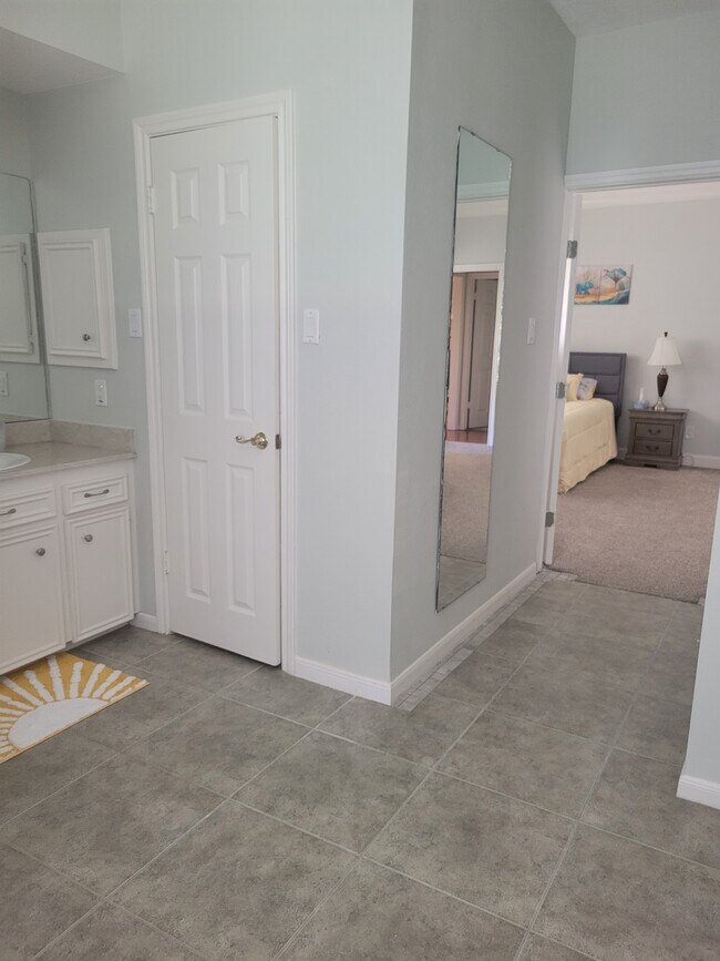 Building Photo - 1802 Copperwood Ln