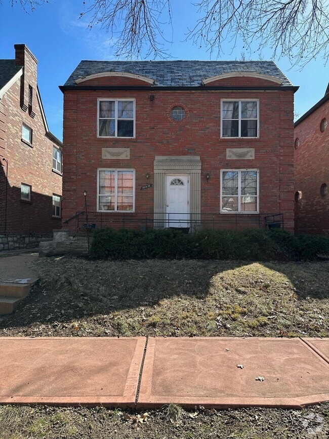 Building Photo - 6614 Devonshire Ave