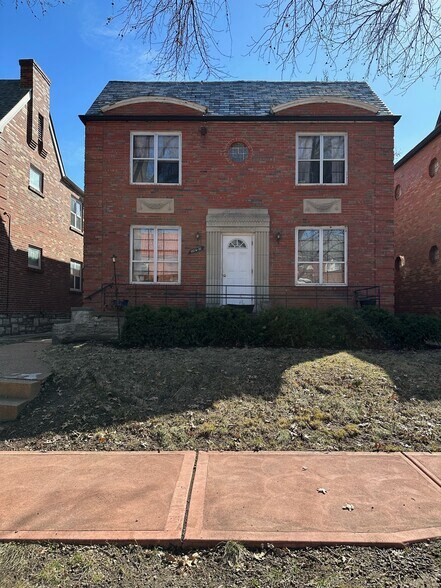 Primary Photo - 6614 Devonshire Ave