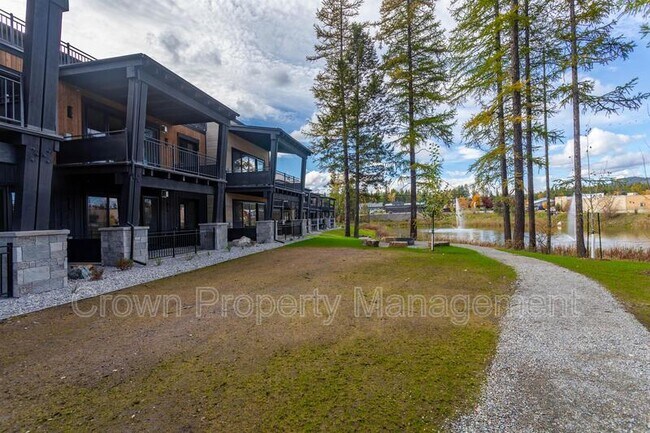 Building Photo - 317 Akers Ln