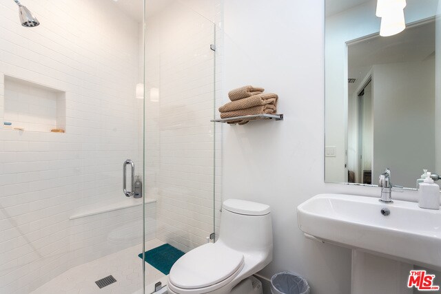 Building Photo - 28775 Sea Ranch Way