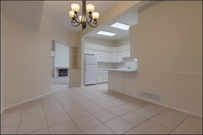 Building Photo - 7580 Le Conte Dr