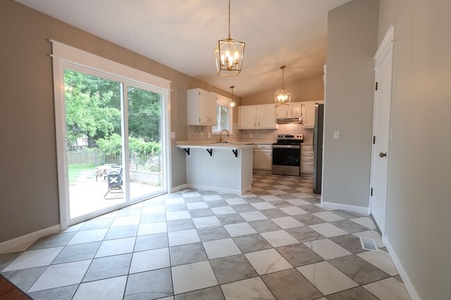 Building Photo - 622 Rustic Valley Dr