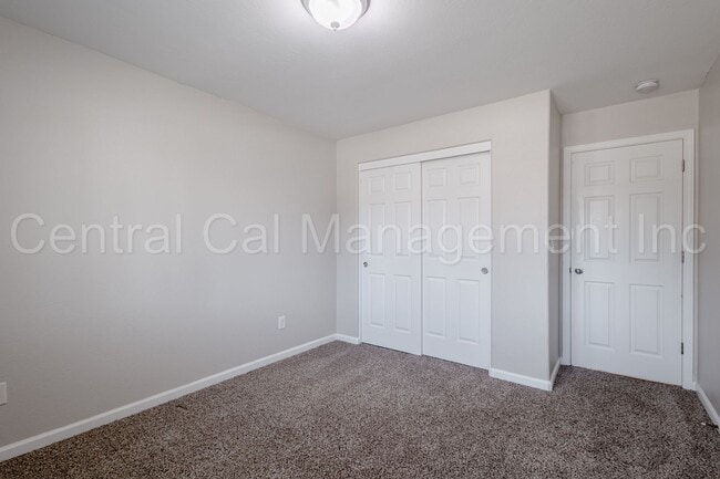 Building Photo - 4 Bedroom/2 Bath Home with Solar - $2695 p...