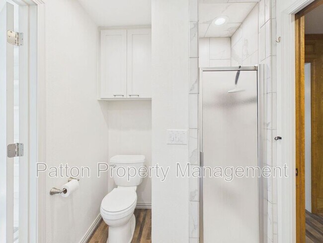 Building Photo - 6810 Montague Dr