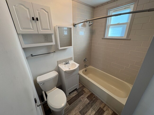 Building Photo - 1234 Goodhue Blvd