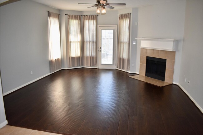 Building Photo - 21559 Kings Bend Dr