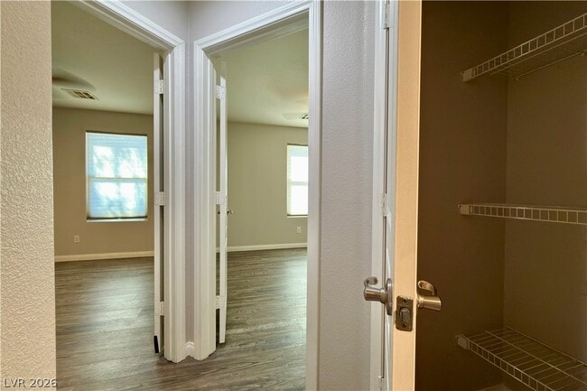 Building Photo - 9937 Baron Coast St