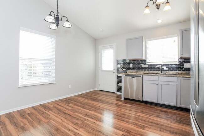 Building Photo - 10415 Berry Path Ct