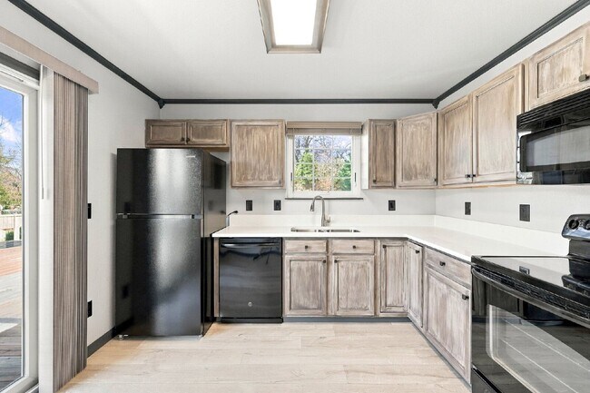 Building Photo - 5524 W Canyon Trail