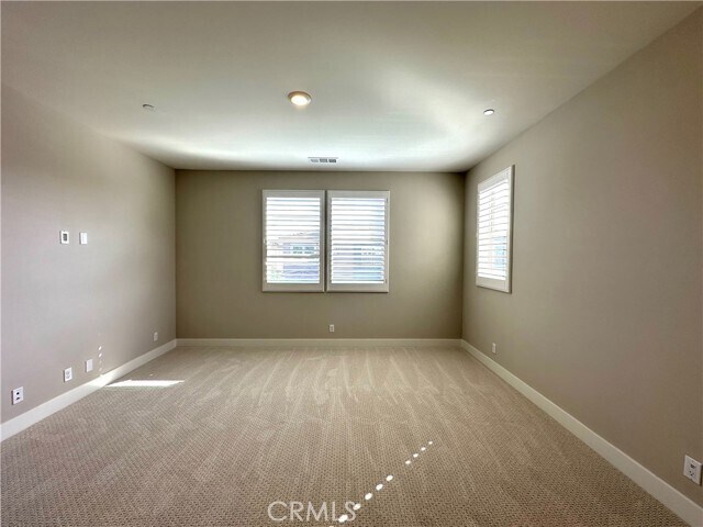 Building Photo - 127 Turnstone