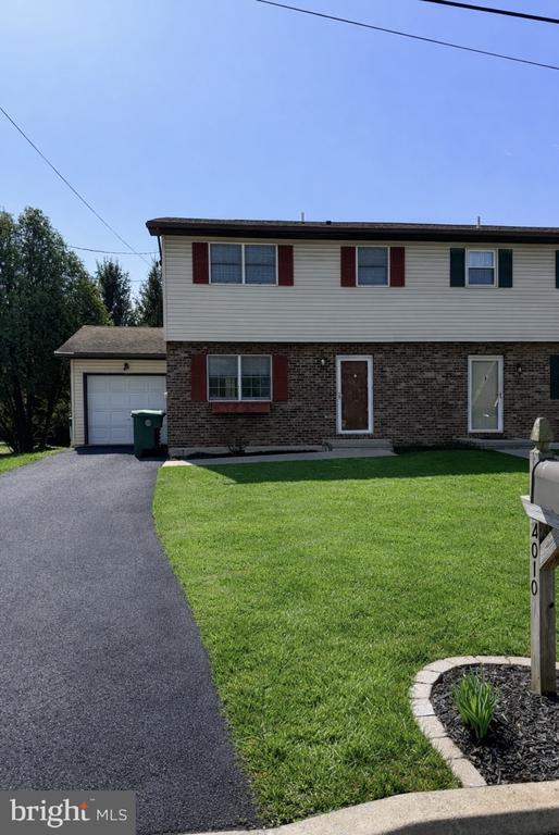 Building Photo - 4010 Camden St