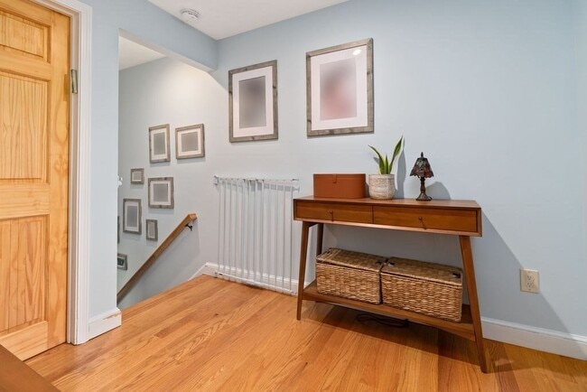 Building Photo - 36 Brookside Ave