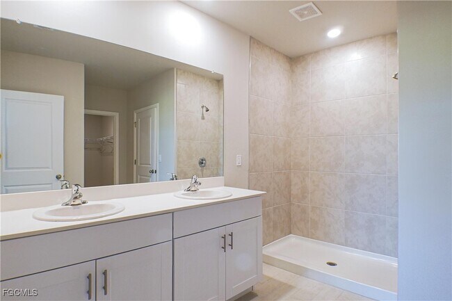 Building Photo - 10313 Meandering River Wy