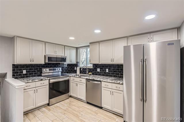 Building Photo - 4733 S Willow St