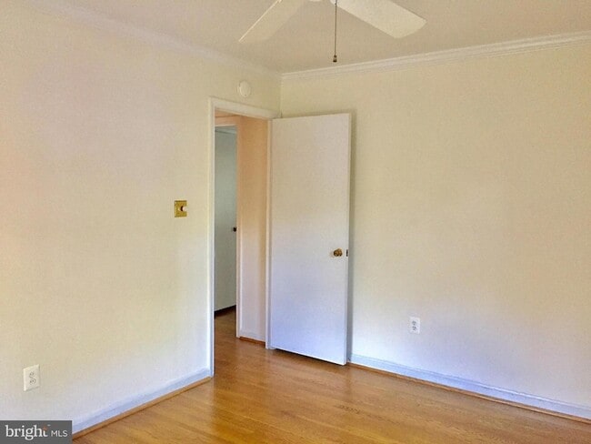 Building Photo - 7510 Cayuga Ave