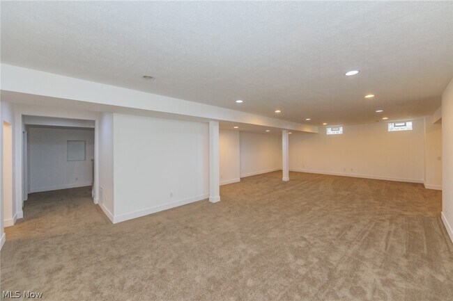 Building Photo - 36591 Wendell St