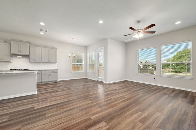 Building Photo - 3820 Brushy Creek Rd