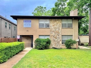 Building Photo - 1107 N Locust St