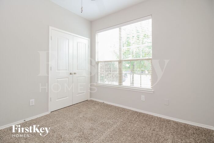 Building Photo - 1333 Shelley Dr