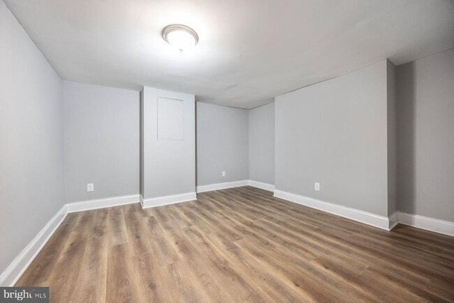 Building Photo - 2909 Echodale Ave