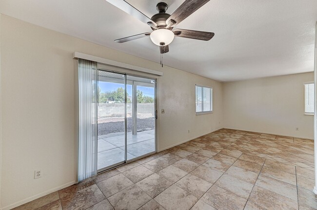 Building Photo - Single Family Home In N Las Vegas