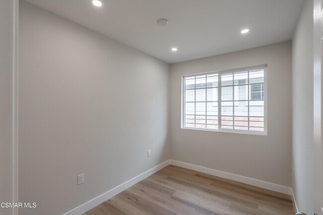 Building Photo - 3109 La Casa Ct