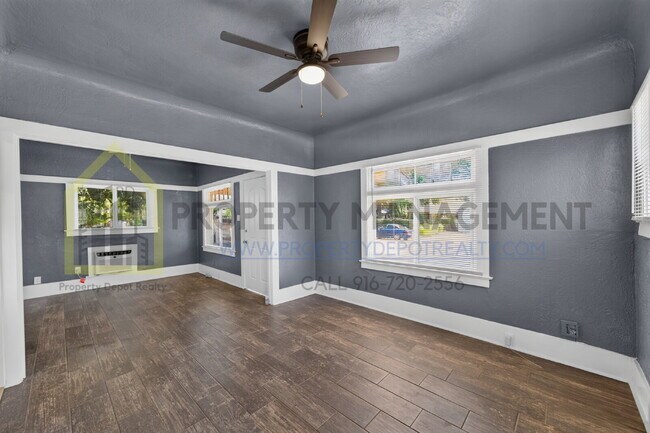 Building Photo - Charming 2-Bedroom Bungalow Retreat in Sacramento