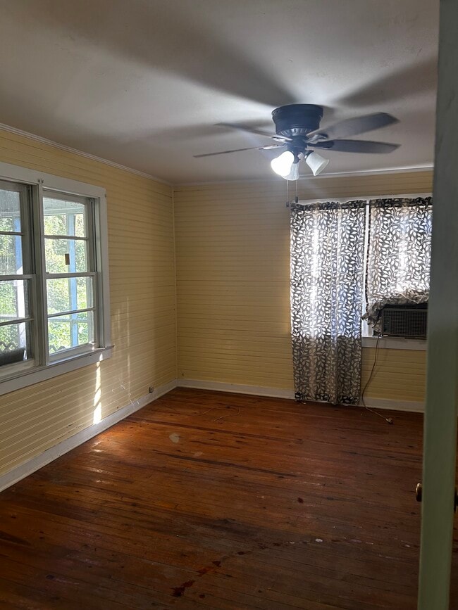 Building Photo - 324 State St