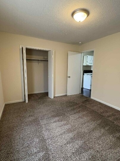 Building Photo - 1621 Flanigan Ct