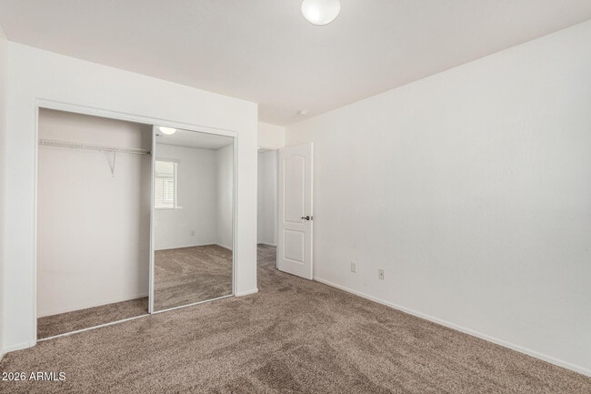 Building Photo - 10134 E Isabella Ave