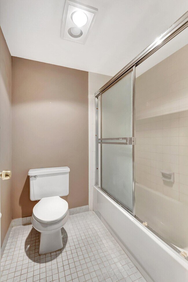 Building Photo - 21553 Cypress Hammock Dr