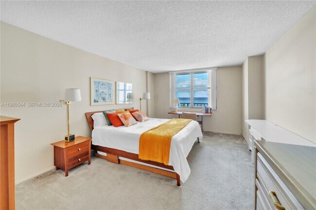 Building Photo - 2401 S Ocean Dr